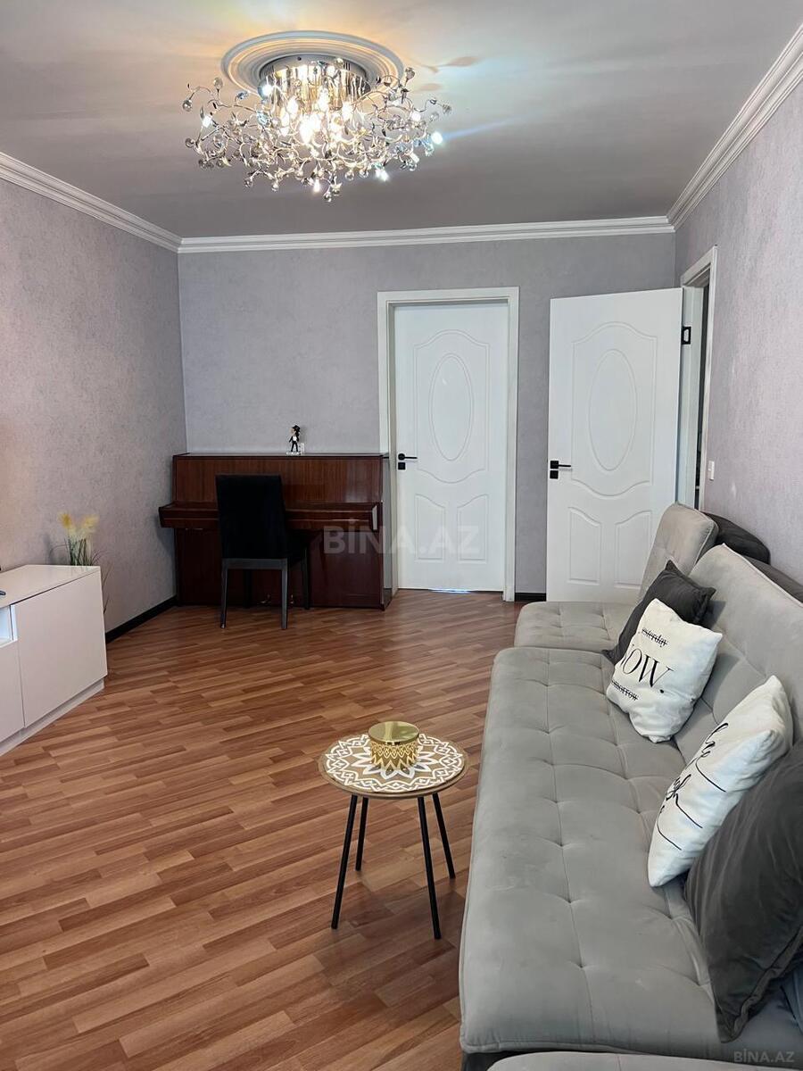 3 otaqlı Köhnə tikili, İnşaatçılar m., Bakı