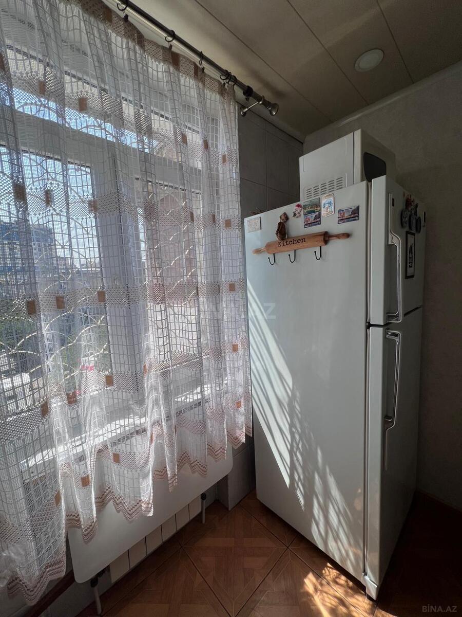 3 otaqlı Köhnə tikili, İnşaatçılar m., Bakı
