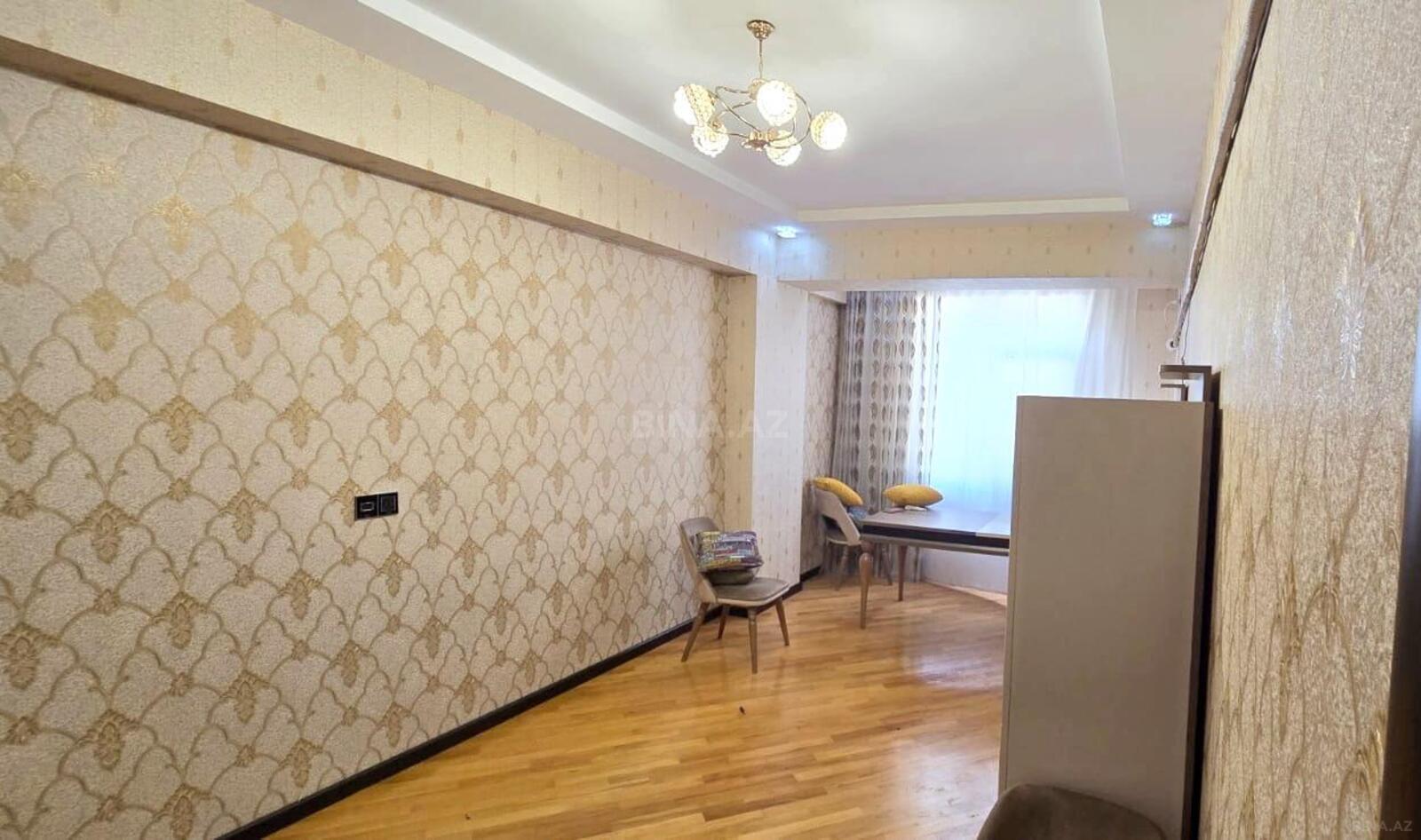 3 otaqlı Yeni tikili, Memar Əcəmi m., Bakı