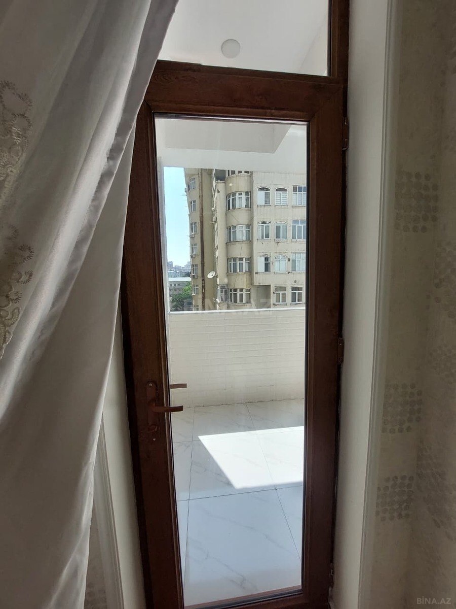 3 otaqlı Yeni tikili, İnşaatçılar m., Bakı