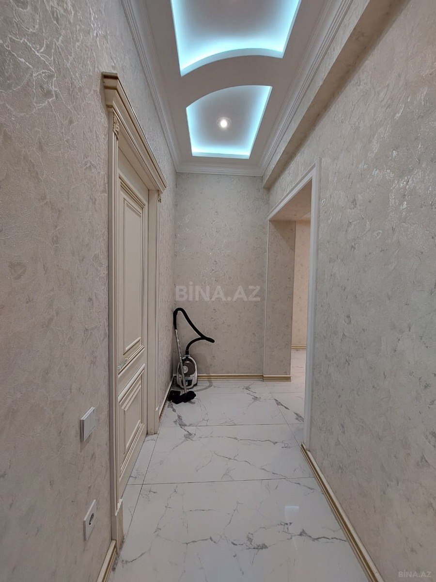 3 otaqlı Yeni tikili, İnşaatçılar m., Bakı