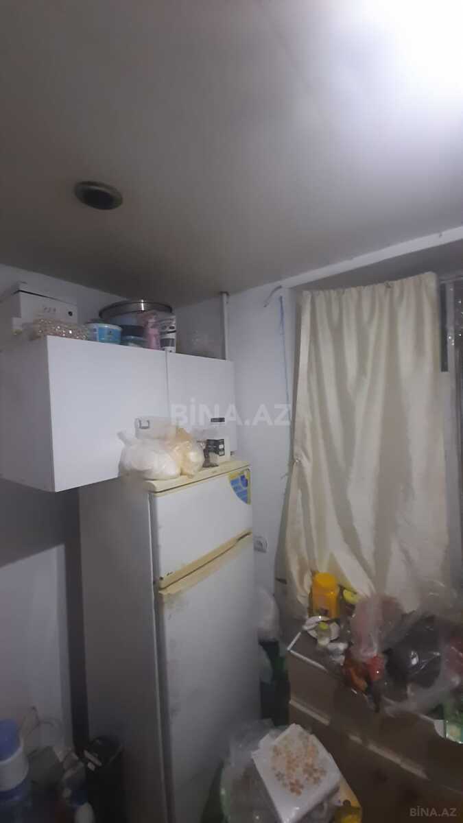 1 otaqlı Köhnə tikili, Elmlər Akademiyası m., Bakı