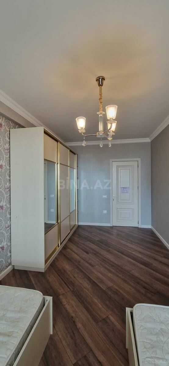 3 otaqlı Yeni tikili, İnşaatçılar m., Bakı