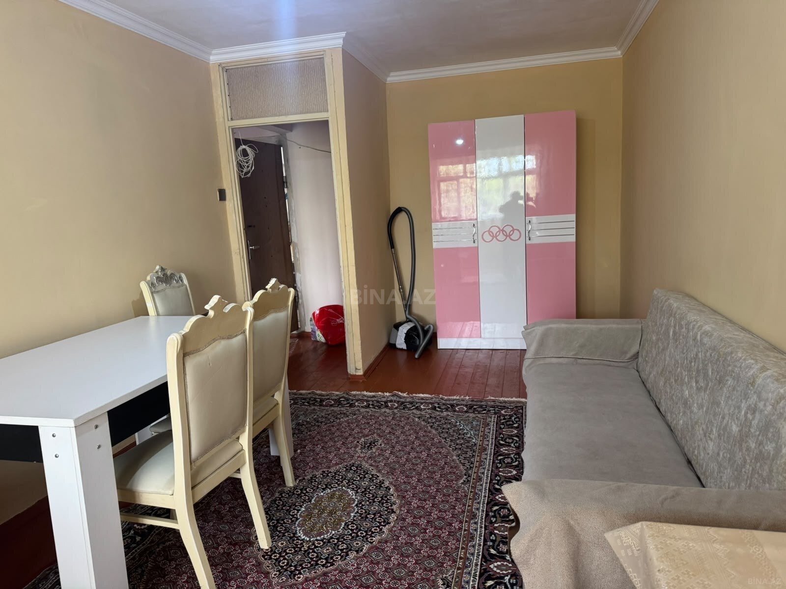 2 otaqlı Köhnə tikili, 8-ci kilometr q., Bakı