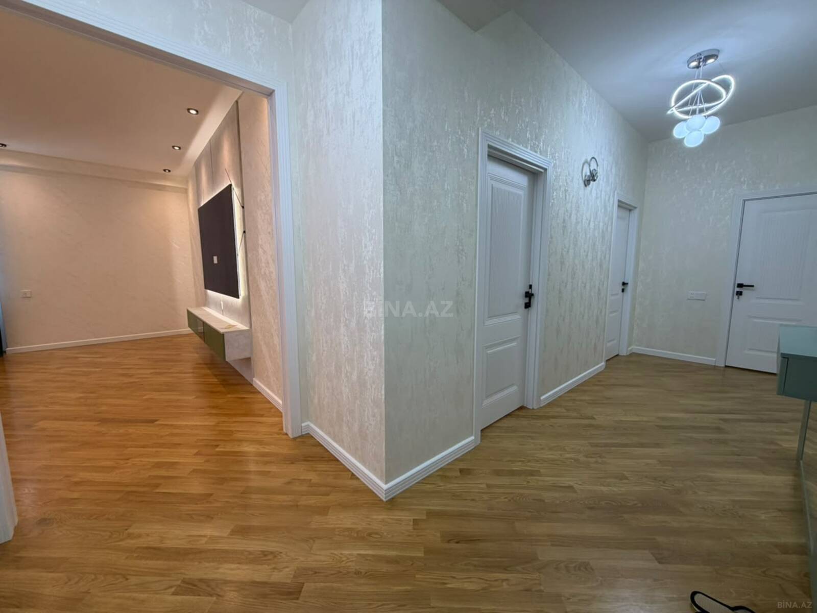 3 otaqlı Yeni tikili, Həzi Aslanov m., Bakı