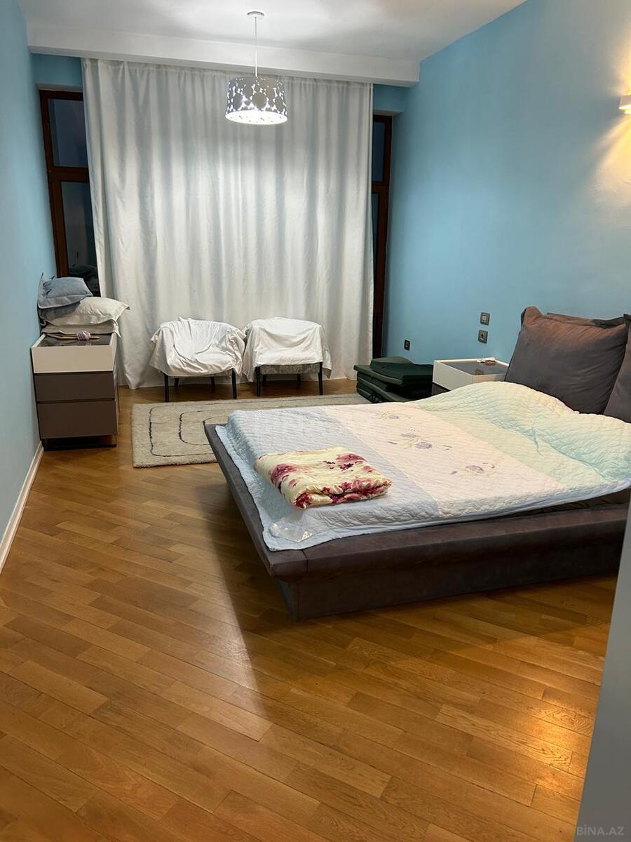 8 otaqlı Həyət evi/Bağ evi, Mərdəkan q., Bakı