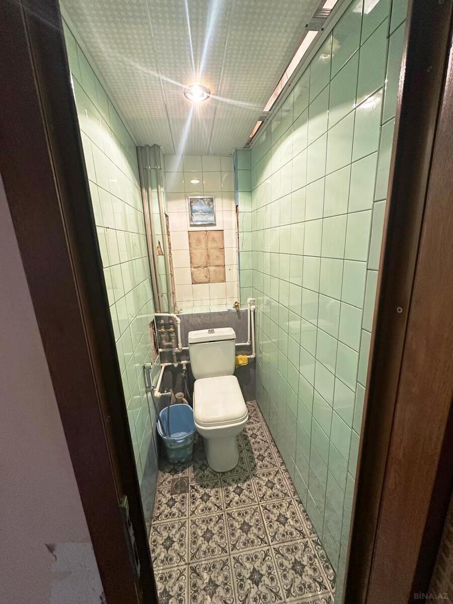 3 otaqlı Köhnə tikili, Nizami m., Bakı