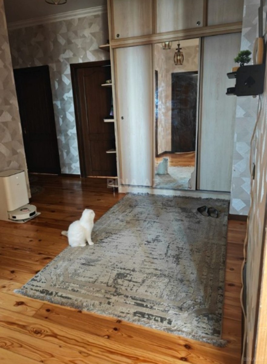 3 otaqlı Yeni tikili, Xalqlar Dostluğu m., Bakı