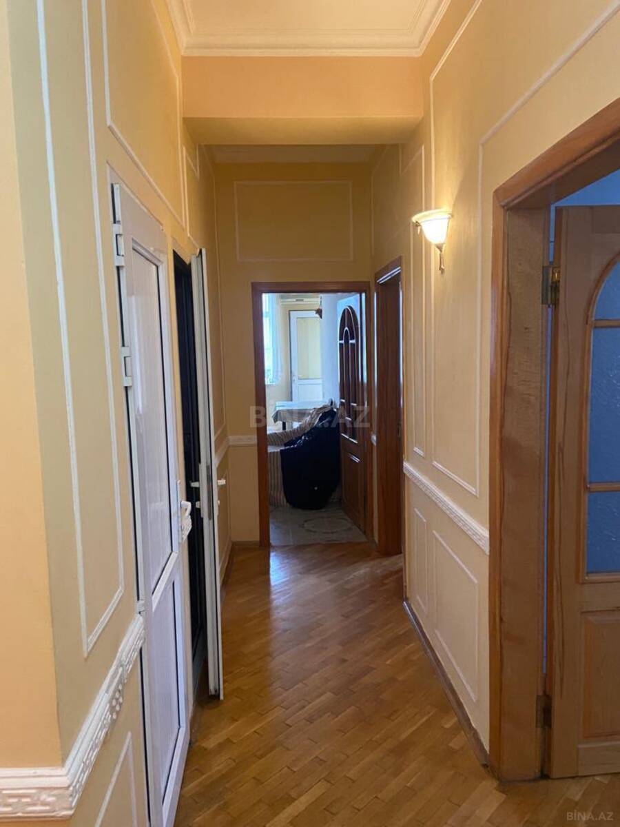 3 otaqlı Yeni tikili, Memar Əcəmi m., Bakı