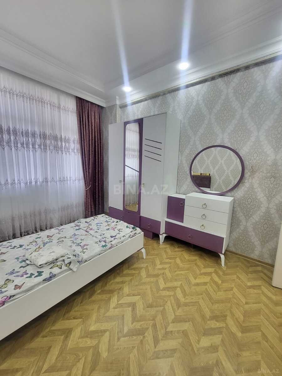 4 otaqlı Yeni tikili, Neftçilər m., Bakı