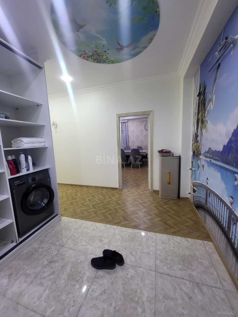 4 otaqlı Yeni tikili, Neftçilər m., Bakı