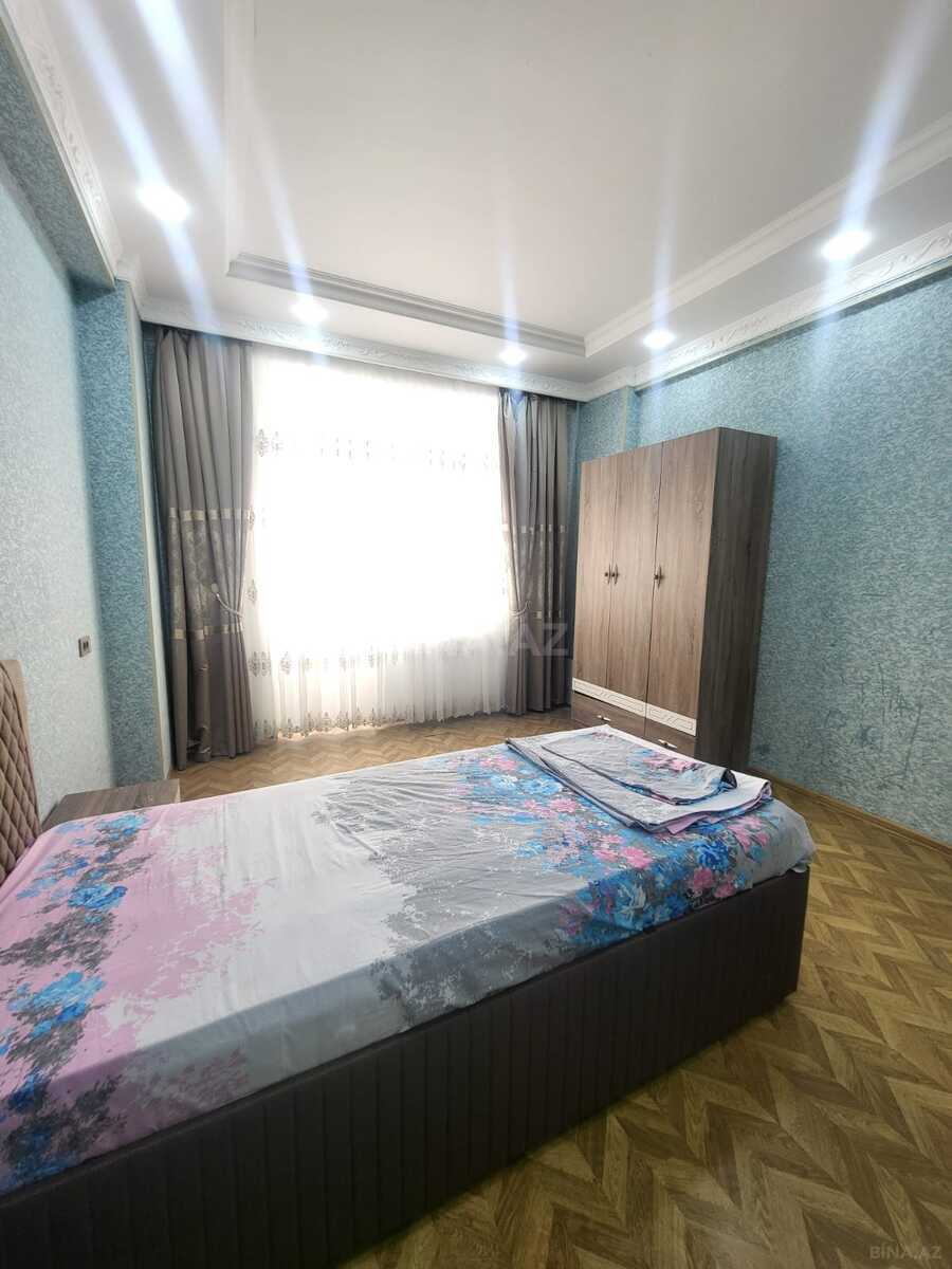 4 otaqlı Yeni tikili, Neftçilər m., Bakı
