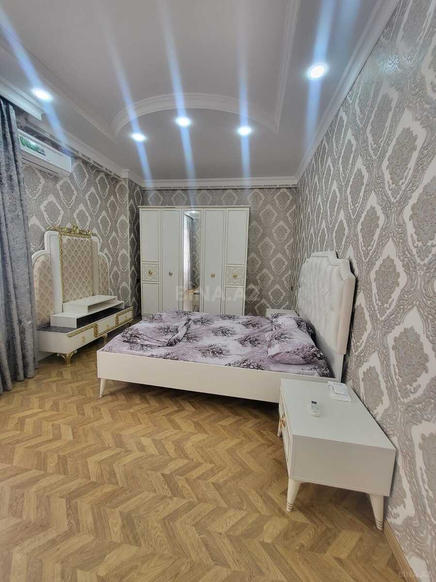4 otaqlı Yeni tikili, Neftçilər m., Bakı