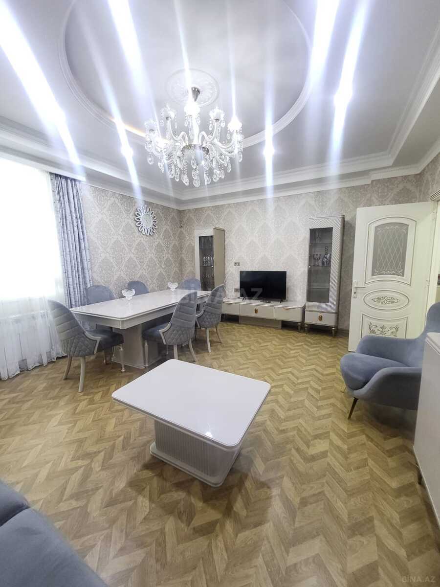 4 otaqlı Yeni tikili, Neftçilər m., Bakı