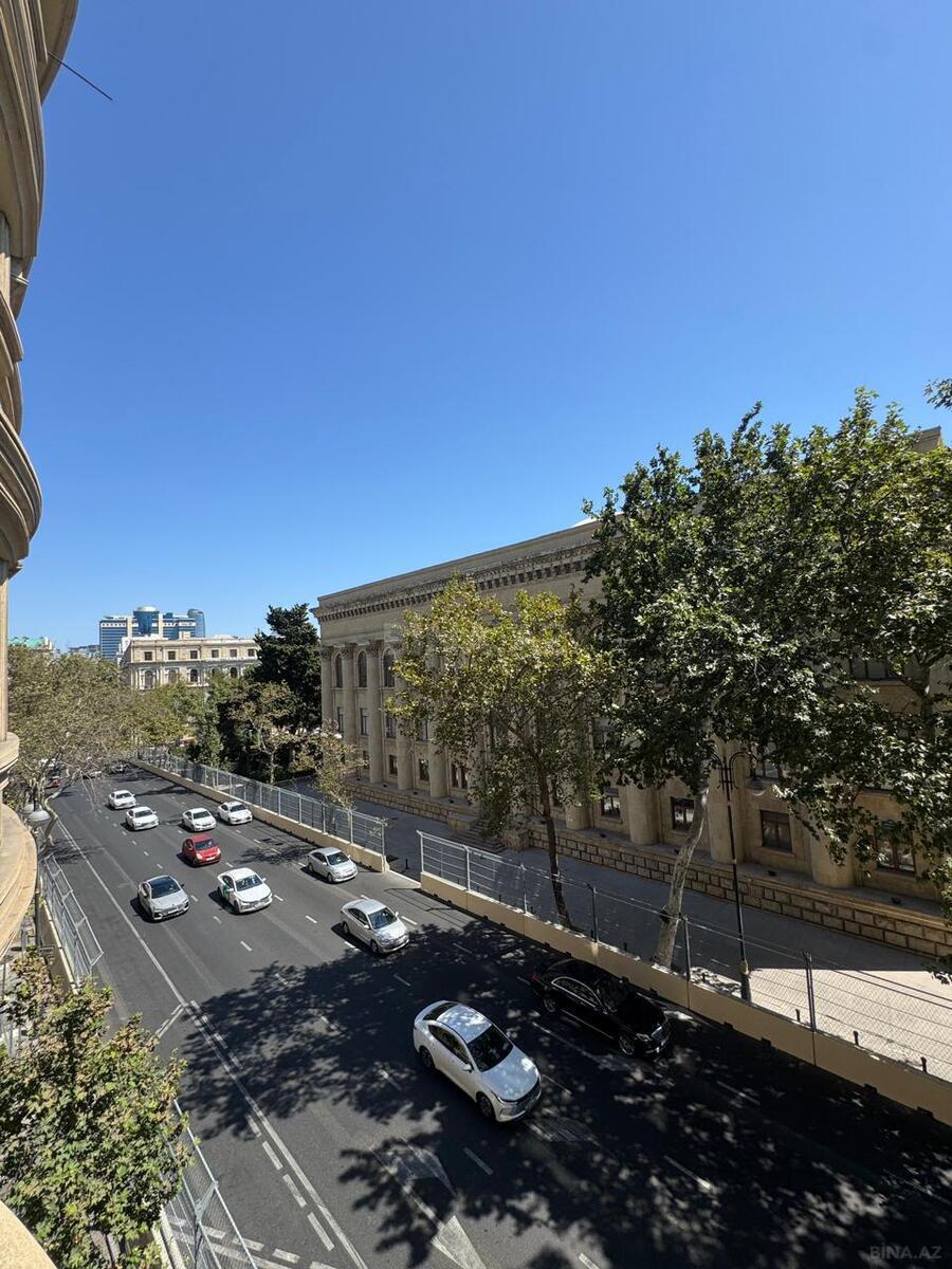 4 otaqlı Yeni tikili, 28 May m., Bakı