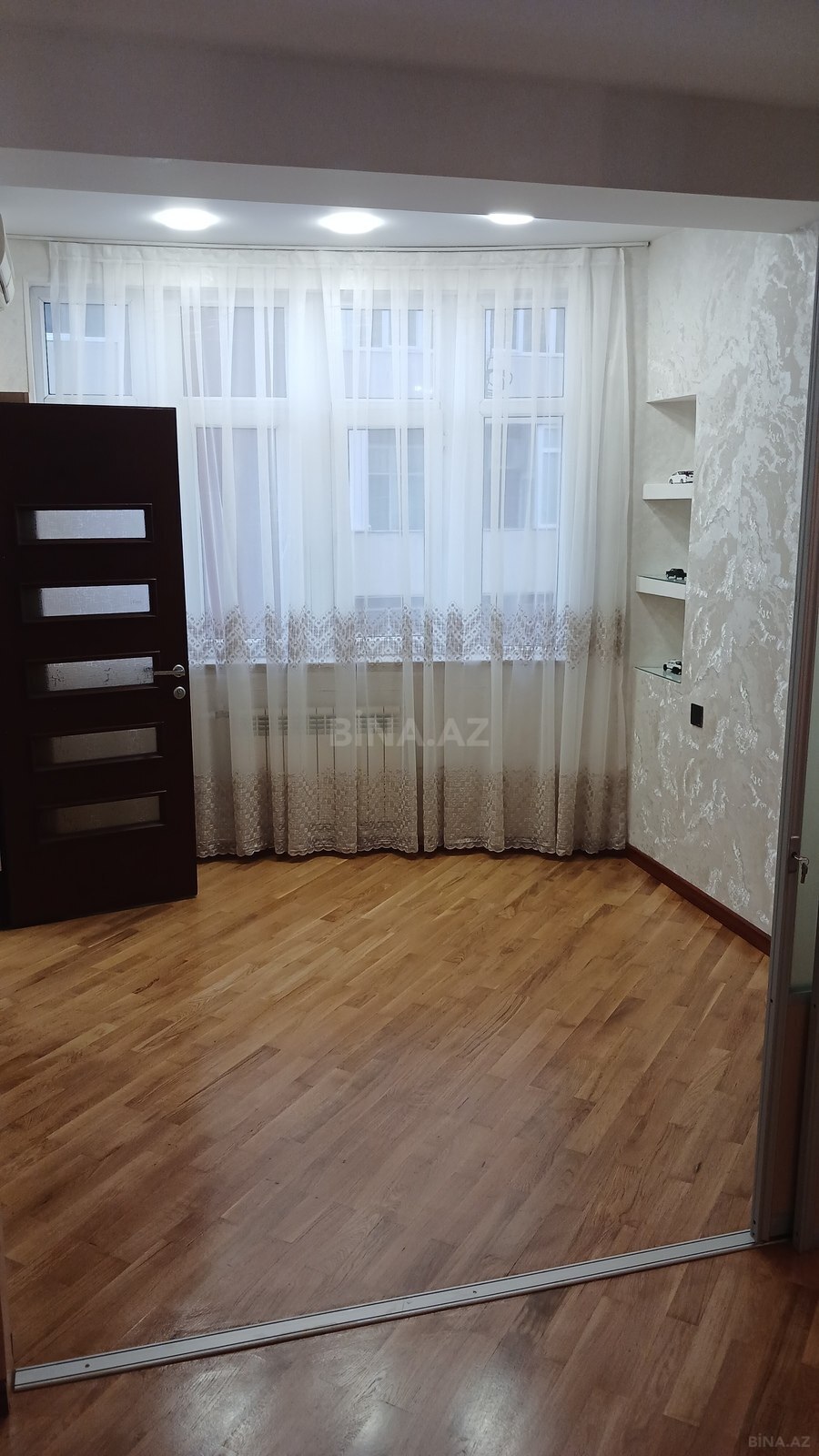 2 otaqlı Yeni tikili, 8-ci mikrorayon q., Bakı