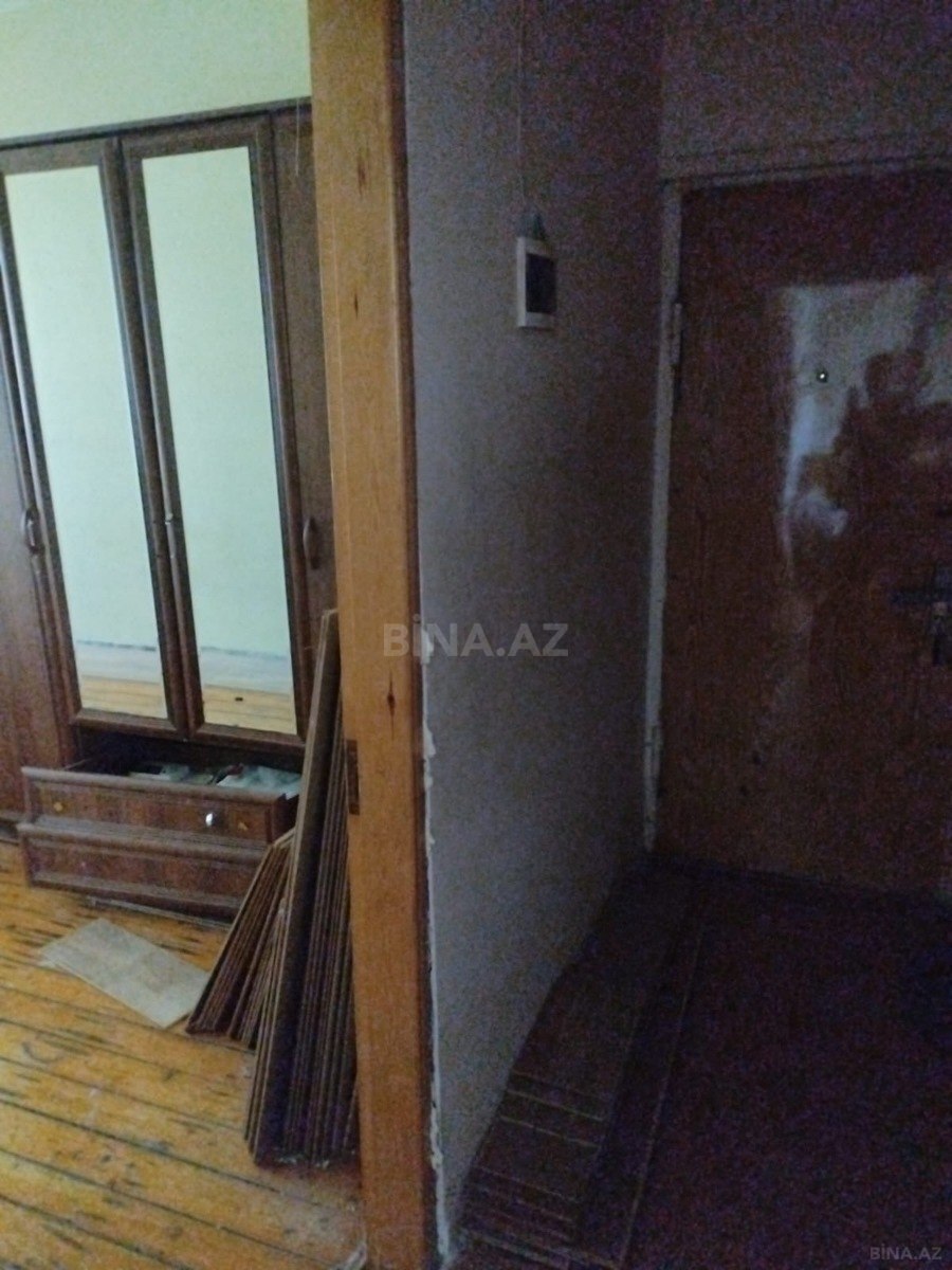 2 otaqlı Köhnə tikili, Azadlıq Prospekti m., Bakı