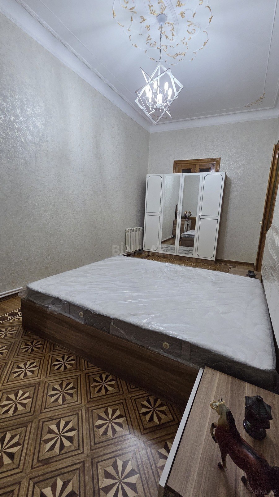 3 otaqlı Köhnə tikili, Nəsimi r., Bakı
