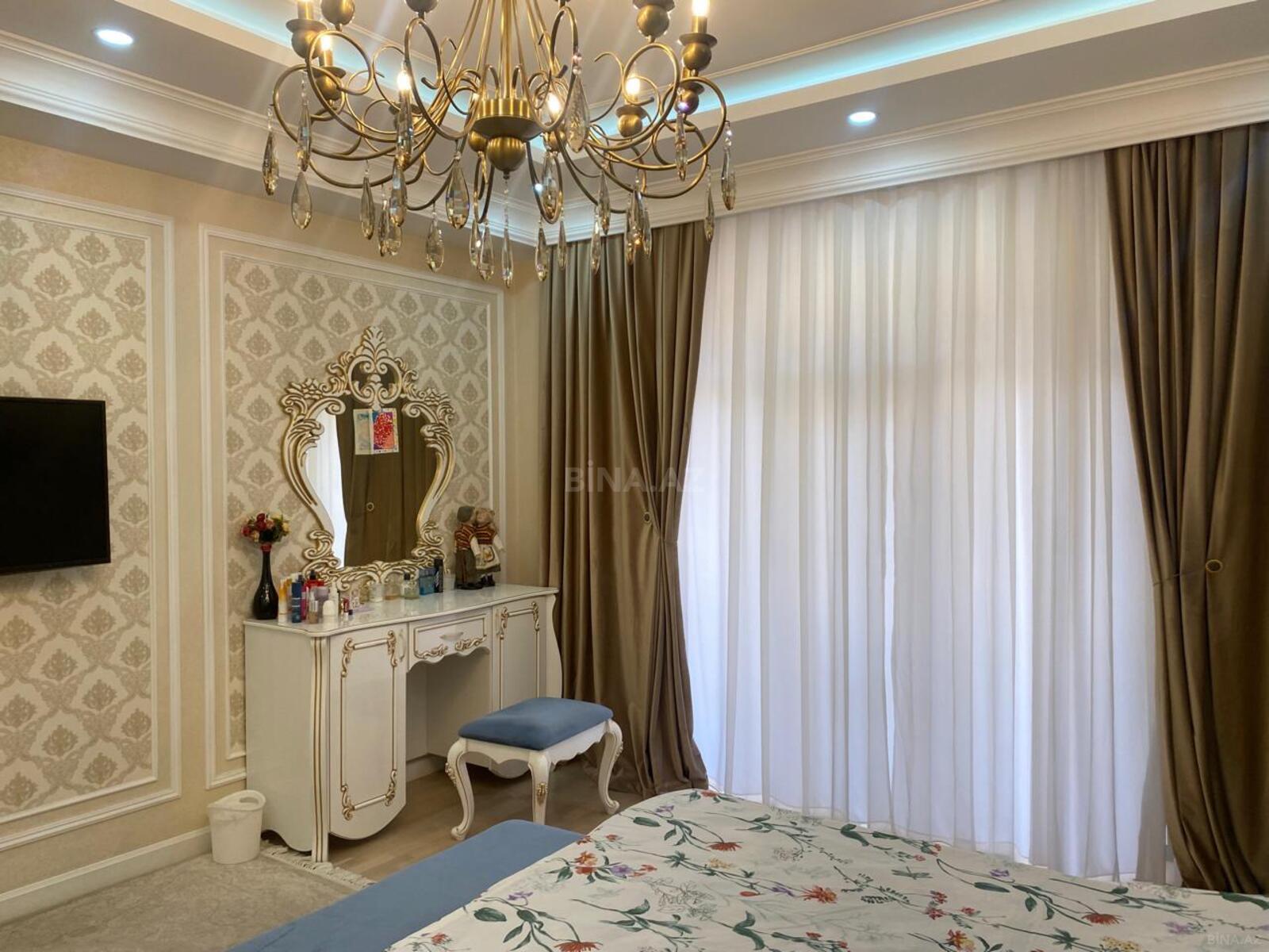 4 otaqlı Yeni tikili, Şah İsmayıl Xətai m., Bakı
