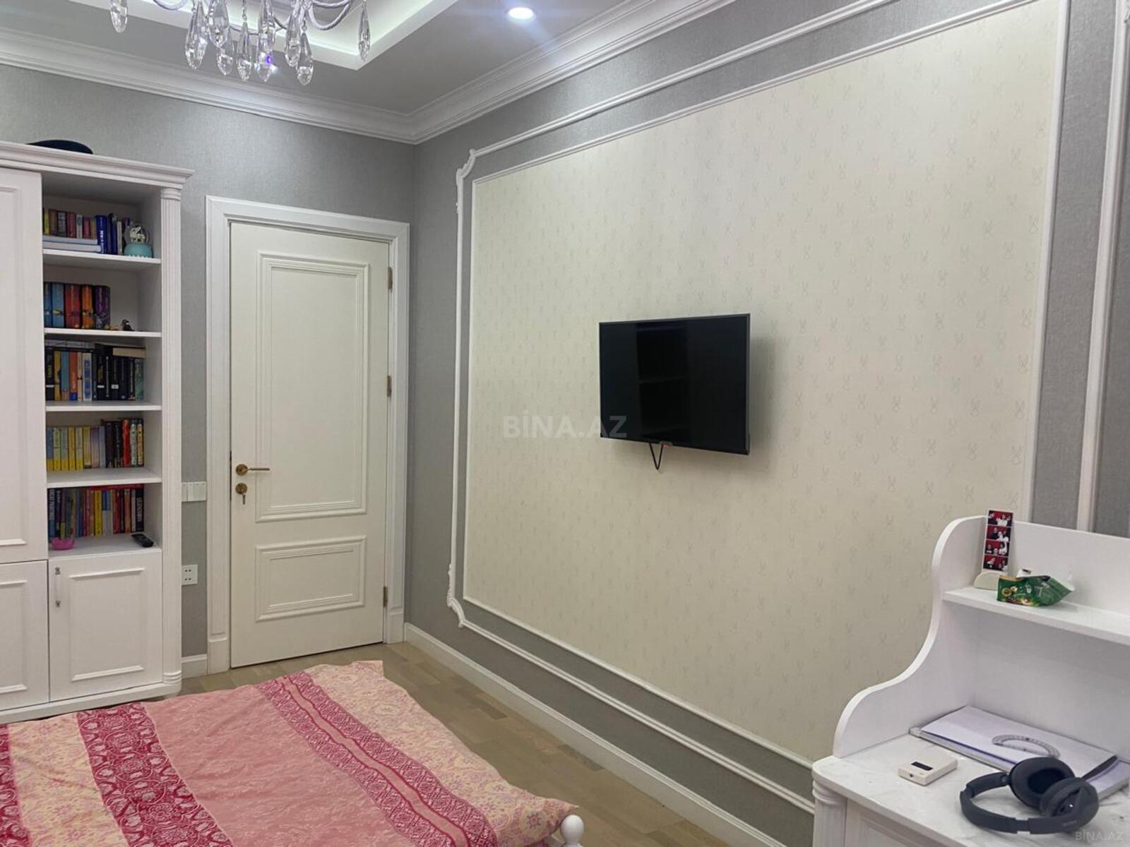 4 otaqlı Yeni tikili, Şah İsmayıl Xətai m., Bakı