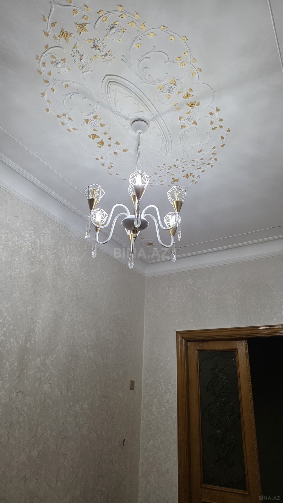 3 otaqlı Köhnə tikili, Nəsimi r., Bakı