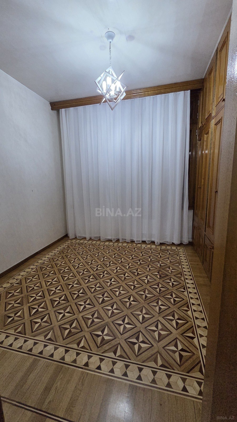 3 otaqlı Köhnə tikili, Nəsimi r., Bakı