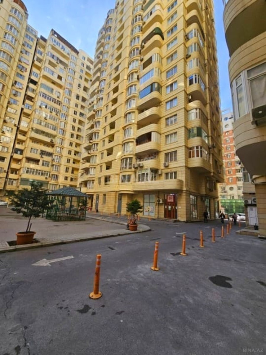 3 otaqlı Yeni tikili, 8 Noyabr m., Bakı
