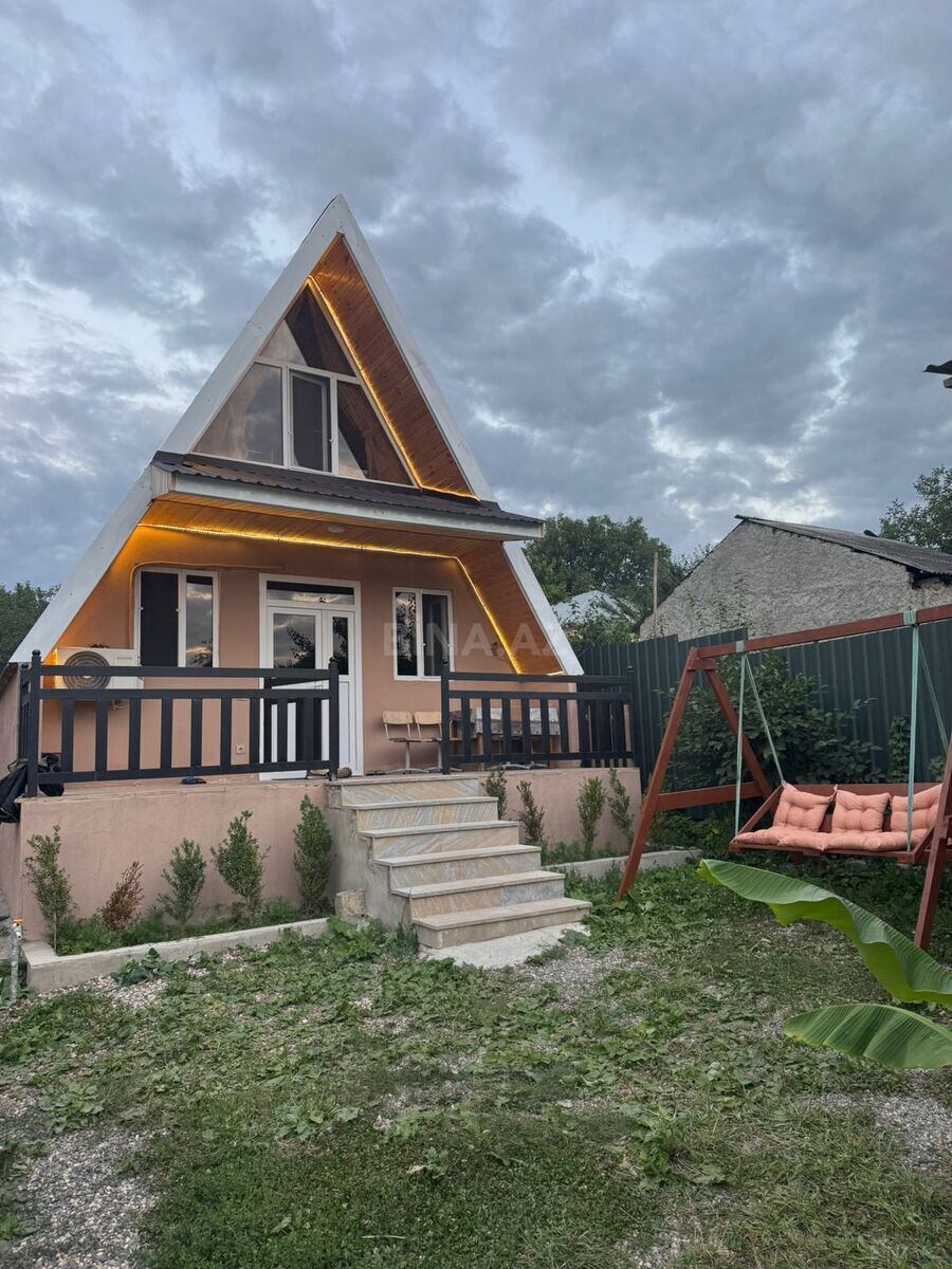 4 otaqlı Həyət evi/Bağ evi, Quba