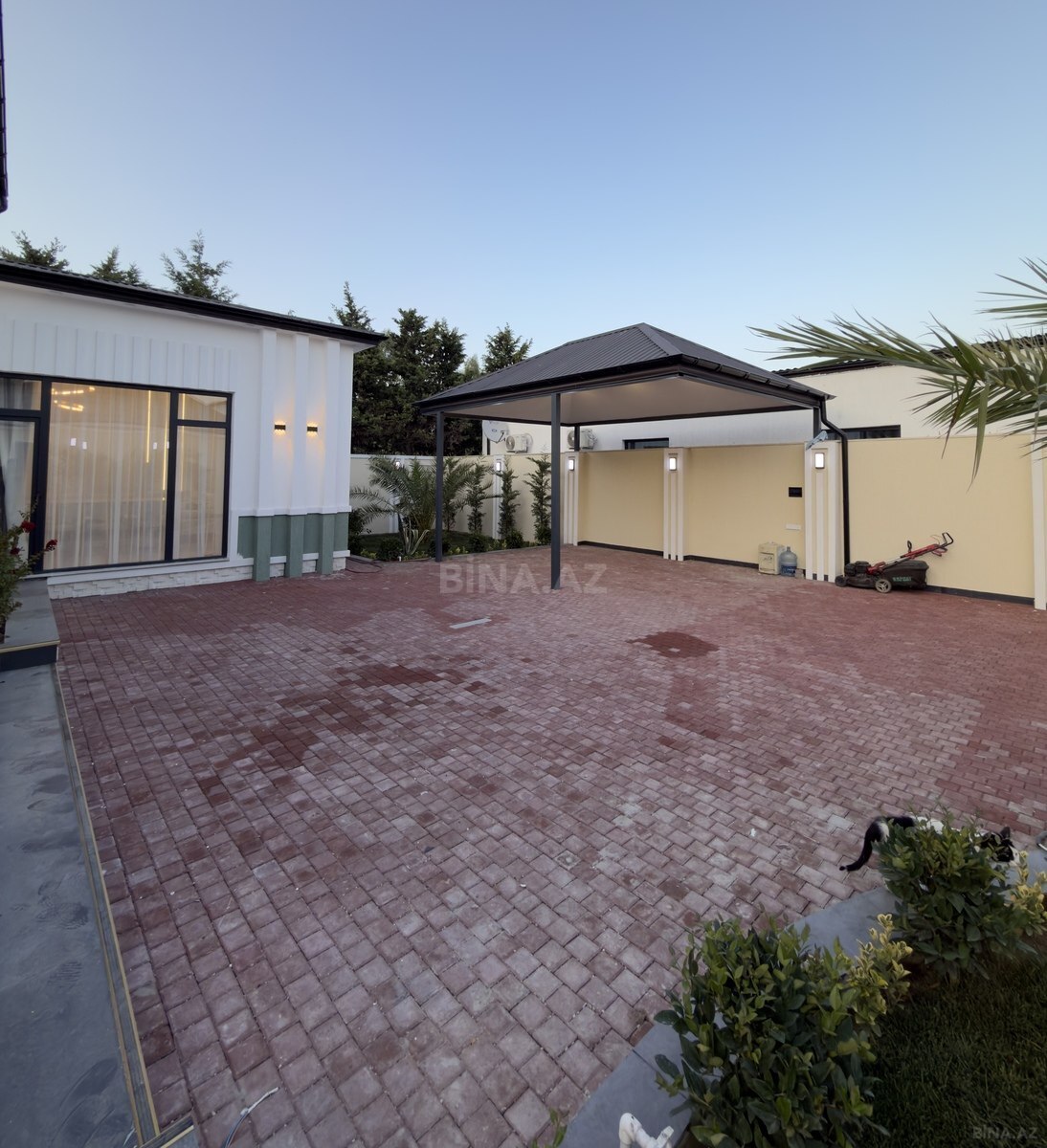 4 otaqlı Həyət evi/Bağ evi, Şüvəlan q., Bakı