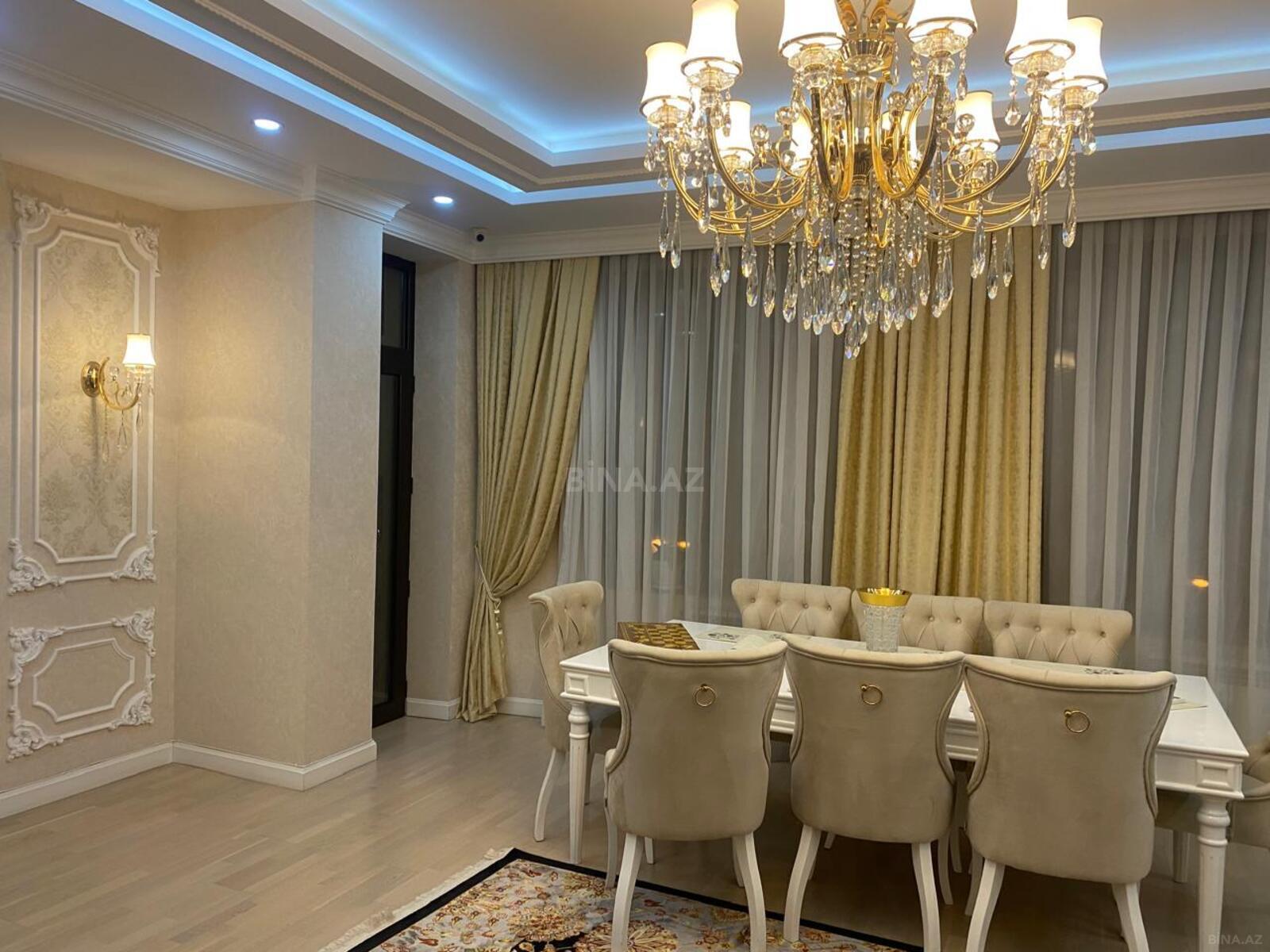 4 otaqlı Yeni tikili, Şah İsmayıl Xətai m., Bakı