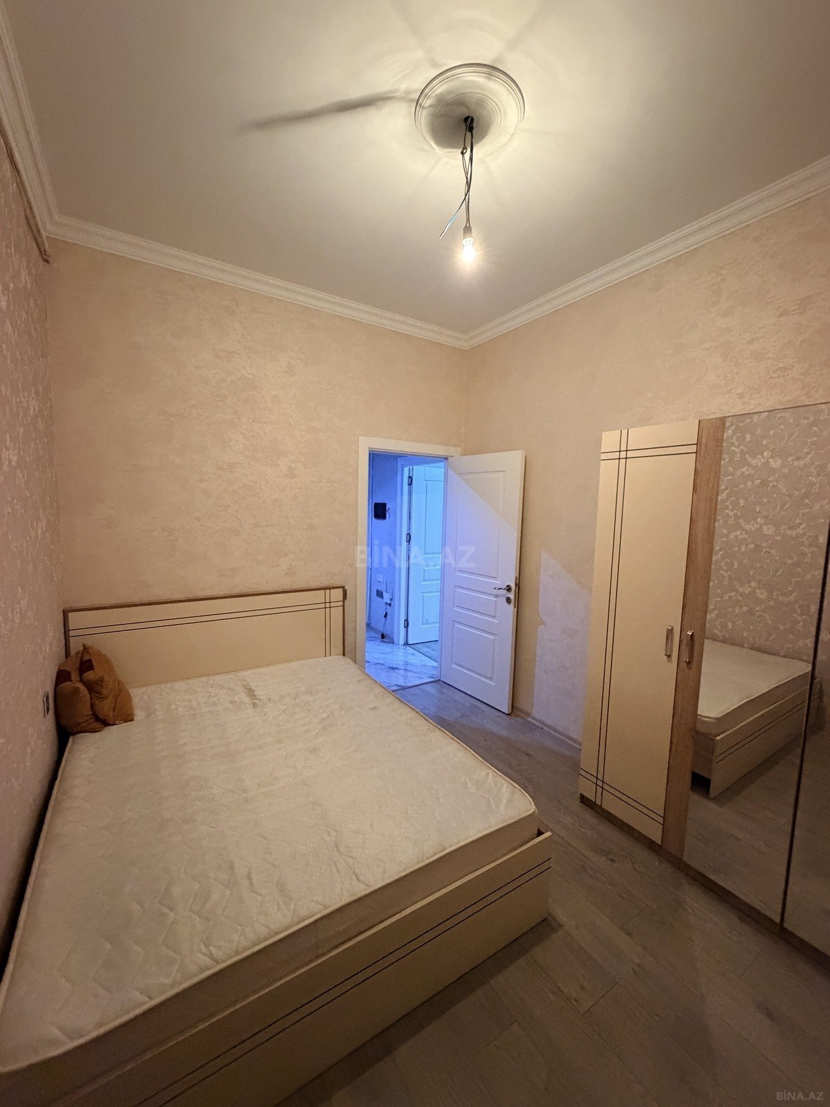 2 otaqlı Yeni tikili, Xırdalan