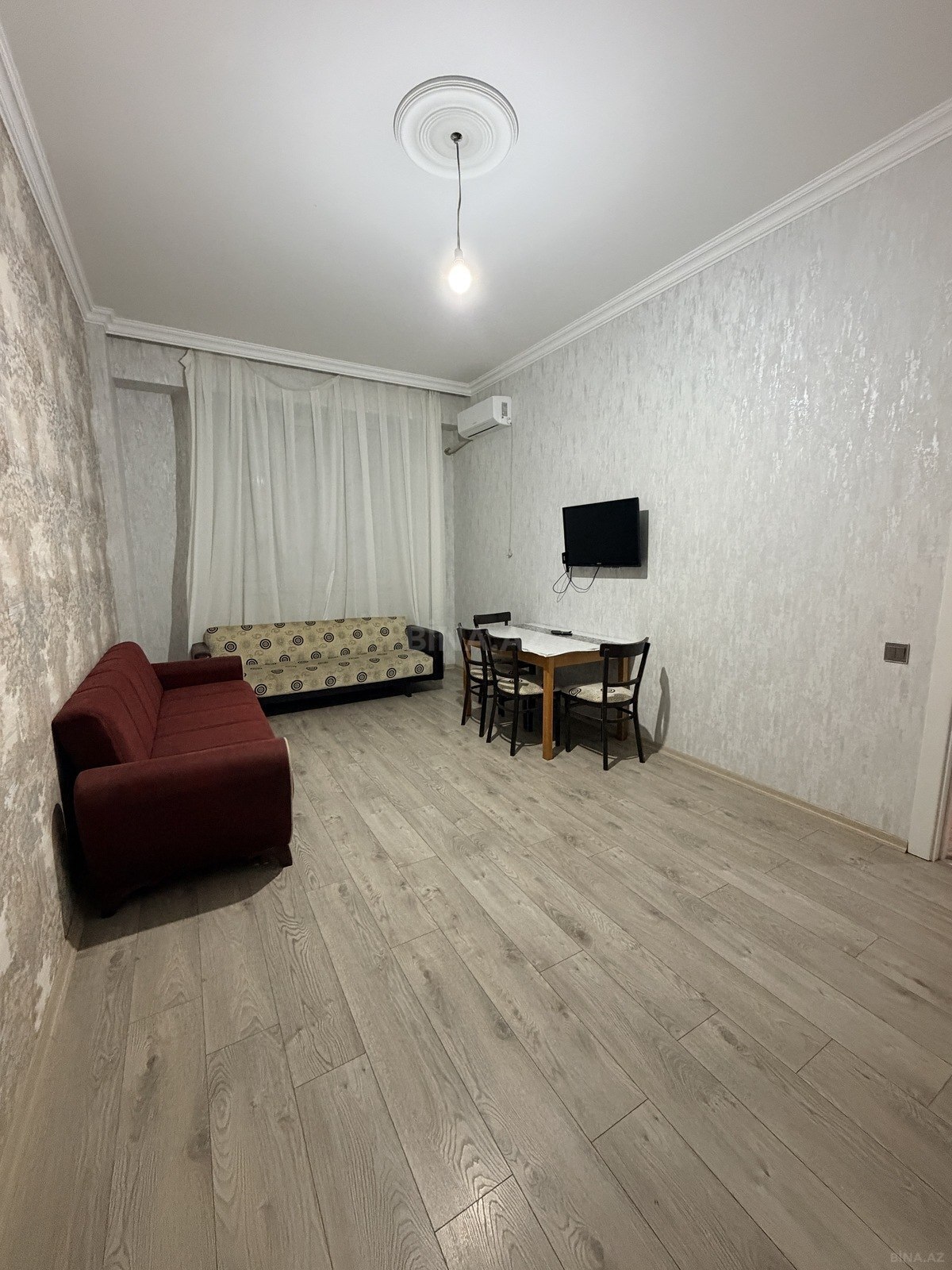 2 otaqlı Yeni tikili, Xırdalan