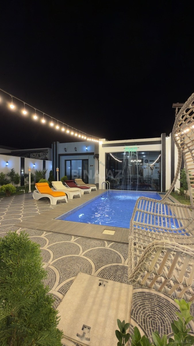 4 otaqlı Həyət evi/Bağ evi, Şüvəlan q., Bakı