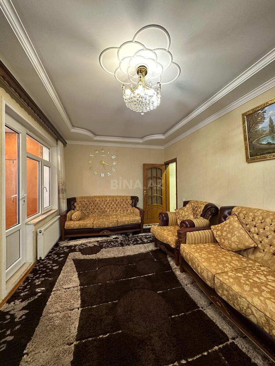 4 otaqlı Köhnə tikili, Xəzər r., Bakı