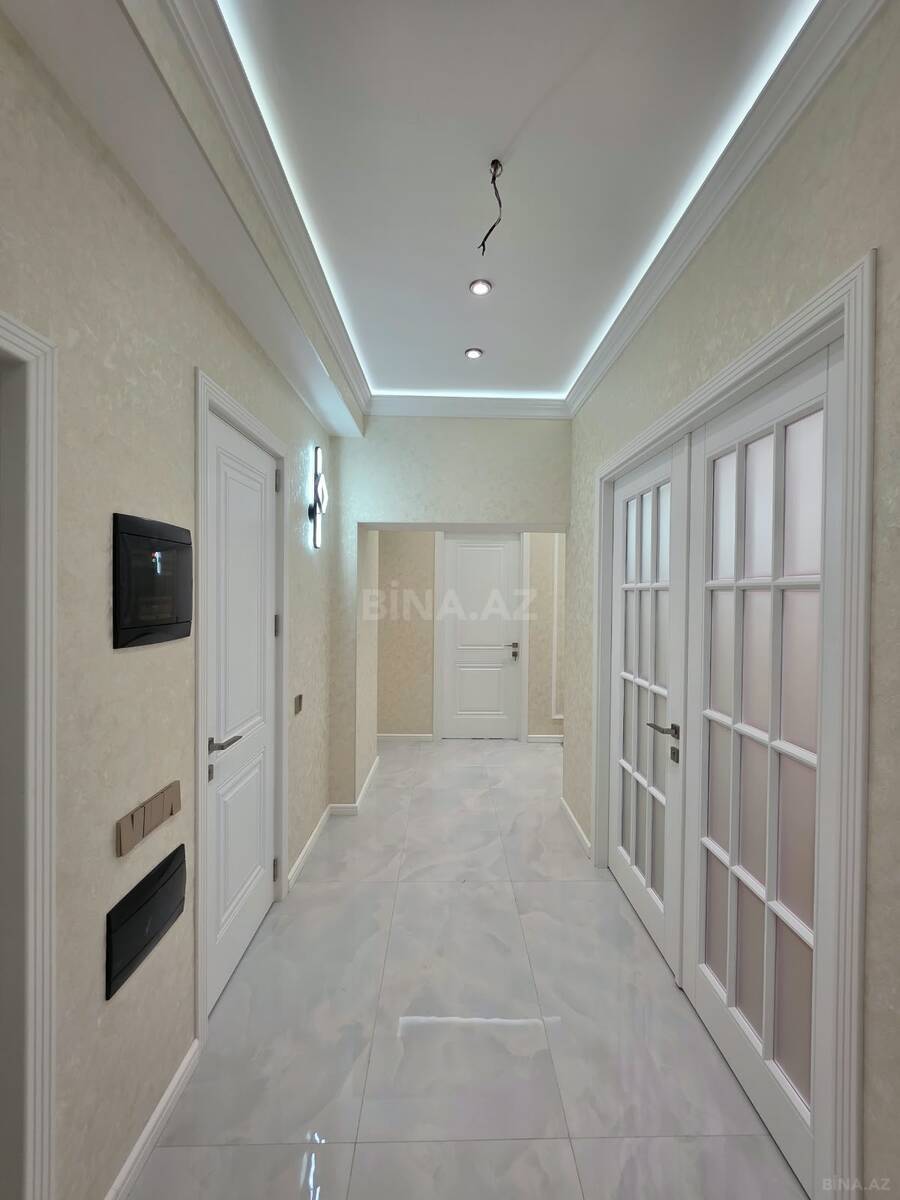3 otaqlı Yeni tikili, Qara Qarayev m., Bakı
