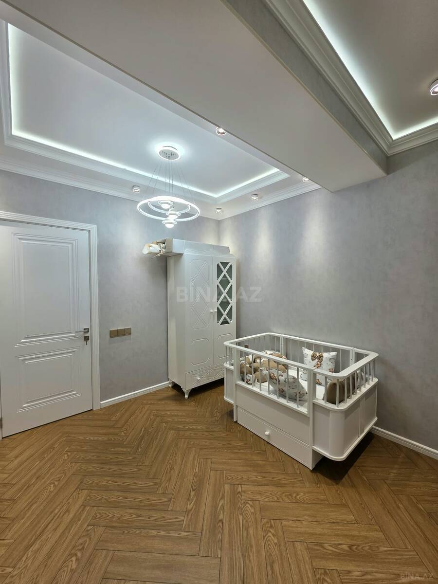 3 otaqlı Yeni tikili, Qara Qarayev m., Bakı