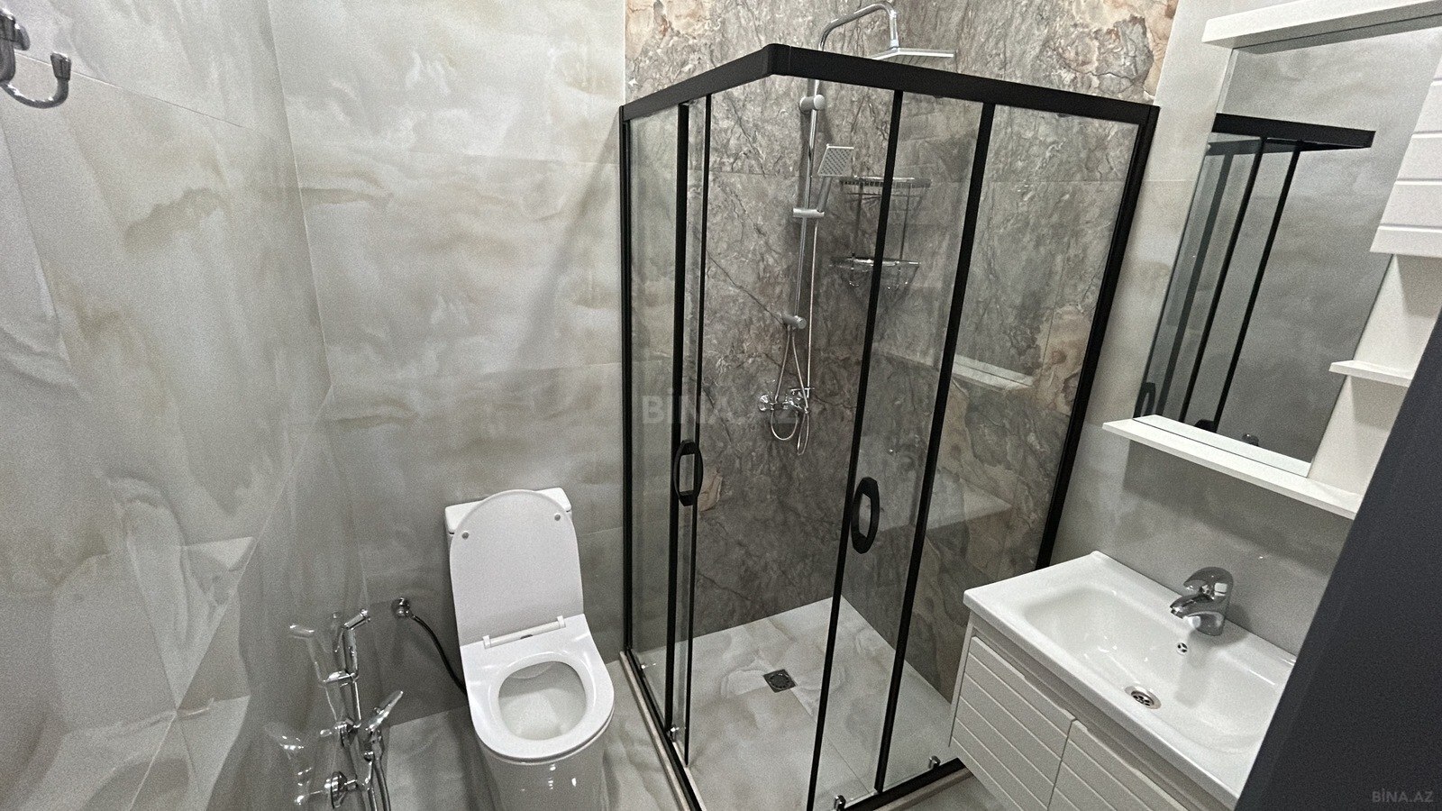 5 otaqlı Həyət evi/Bağ evi, Şüvəlan q., Bakı