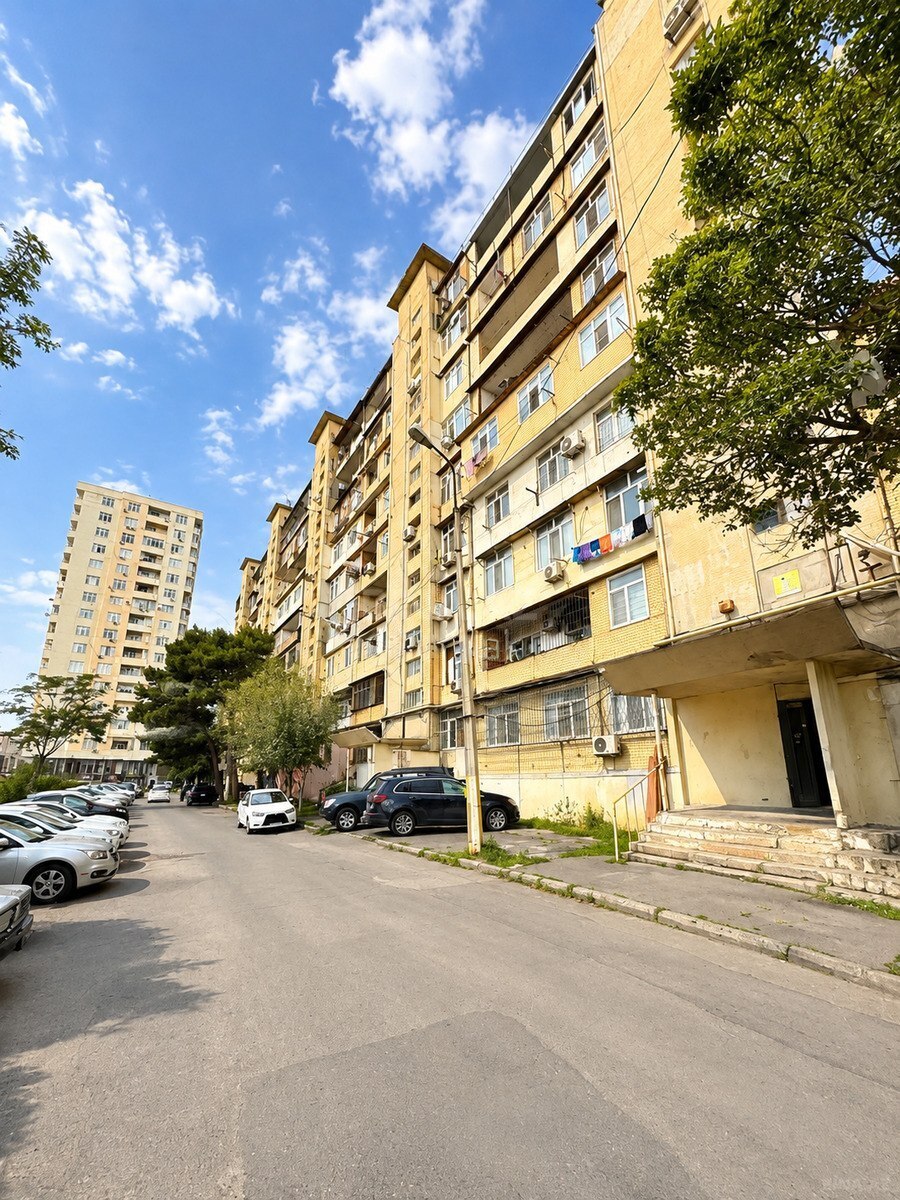 2 otaqlı Köhnə tikili, Əhmədli m., Bakı