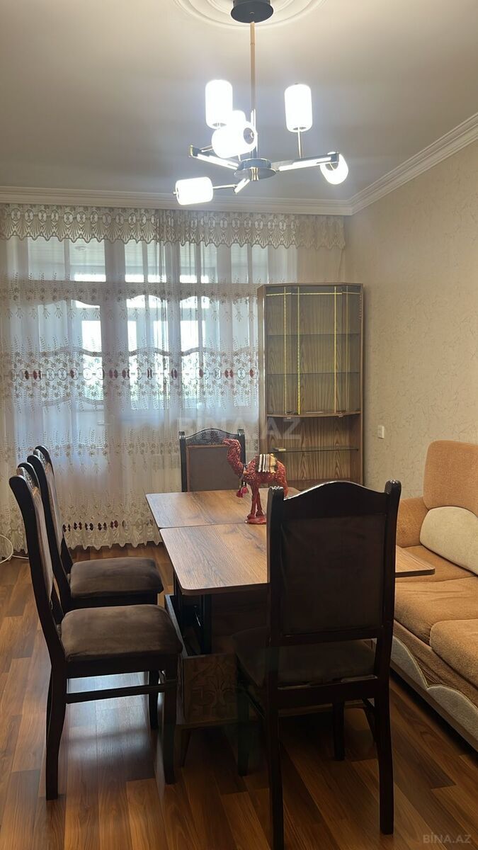 3 otaqlı Köhnə tikili, Sumqayıt