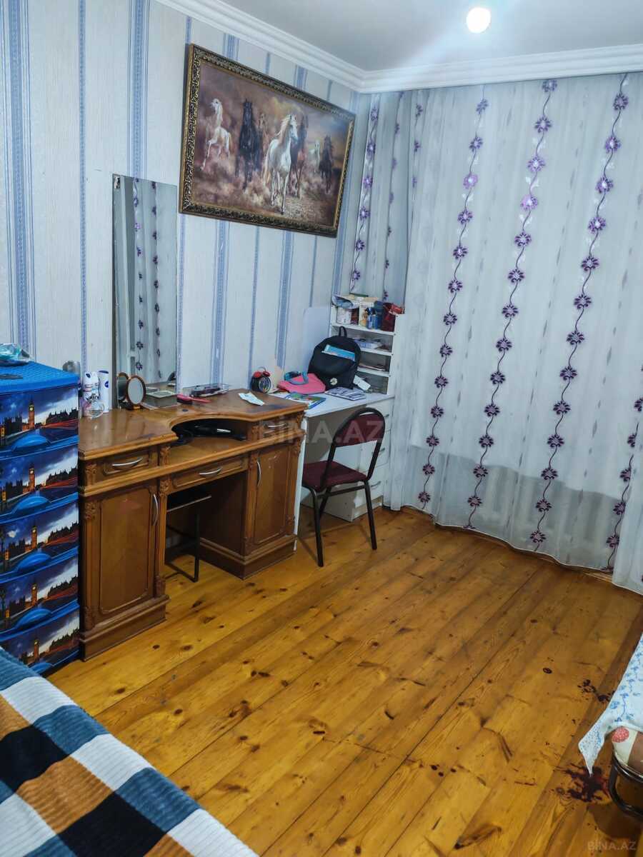 3 otaqlı Köhnə tikili, Yeni Günəşli q., Bakı