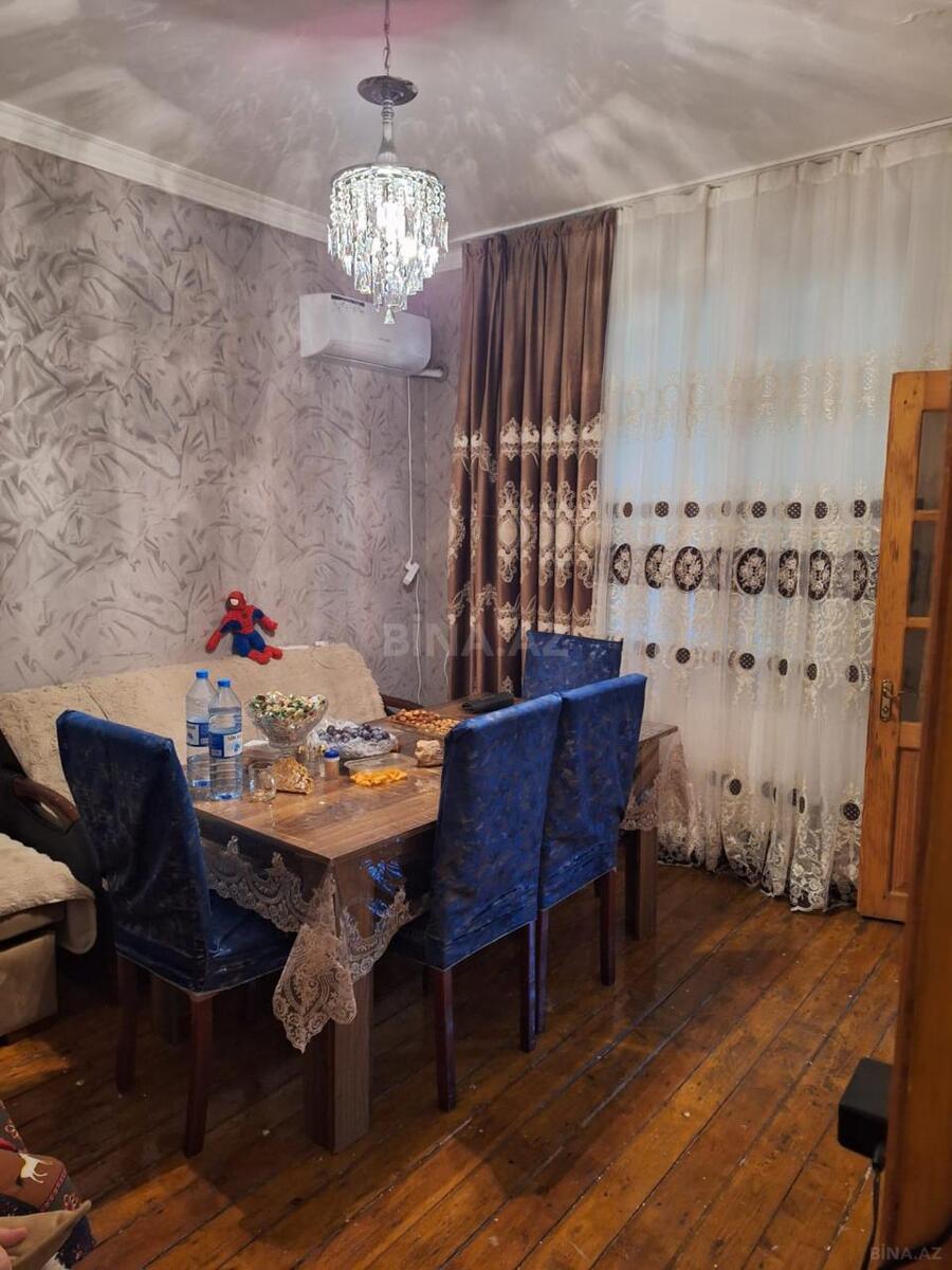 2 otaqlı Köhnə tikili, Memar Əcəmi m., Bakı