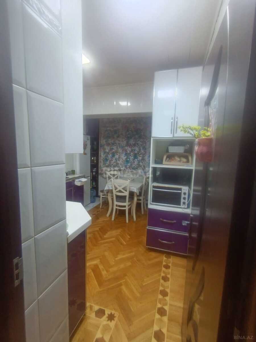 5 otaqlı Köhnə tikili, 9-cu mikrorayon q., Bakı