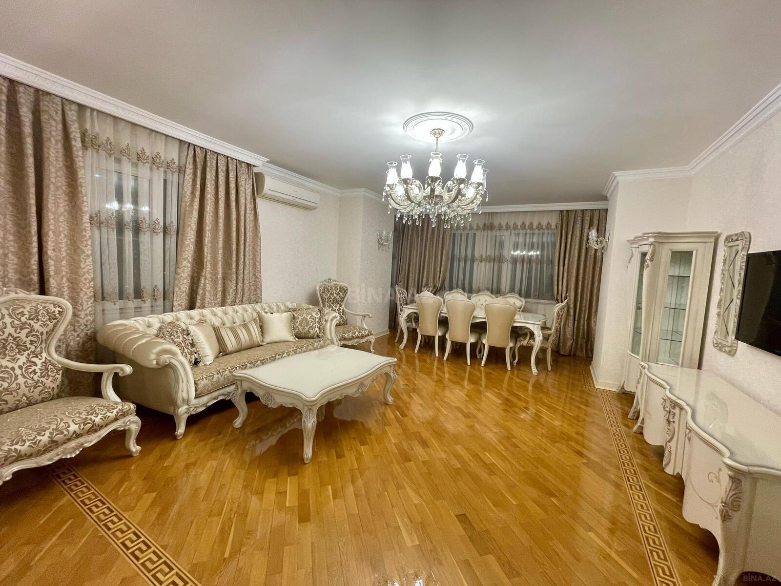 3 otaqlı Yeni tikili, Şah İsmayıl Xətai m., Bakı
