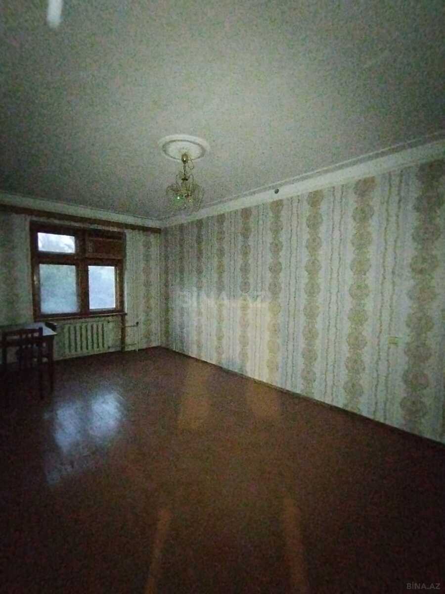 4 otaqlı Köhnə tikili, Əhmədli m., Bakı