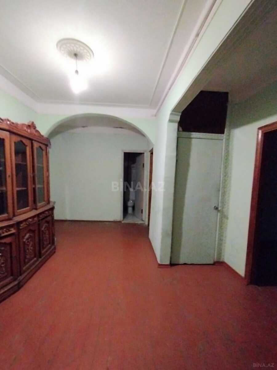4 otaqlı Köhnə tikili, Əhmədli m., Bakı