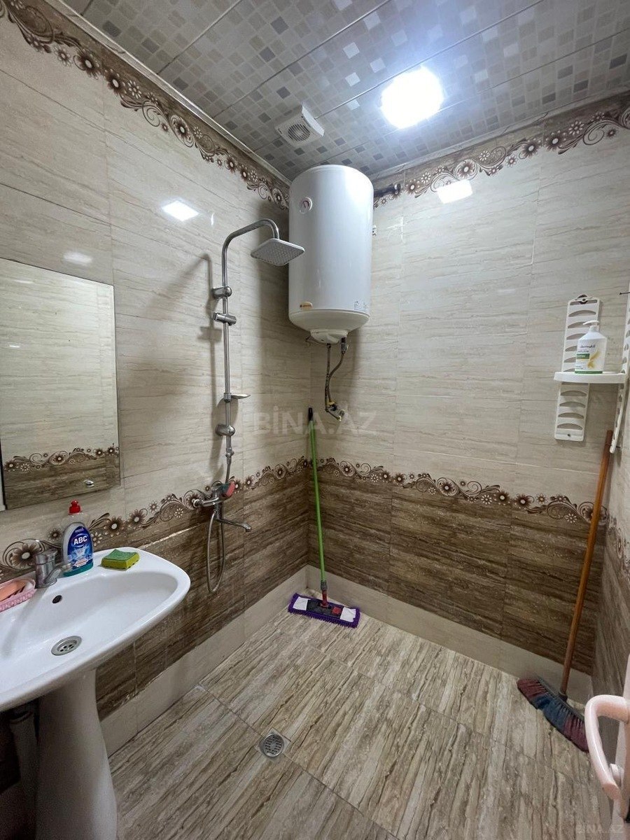 2 otaqlı Köhnə tikili, Memar Əcəmi m., Bakı