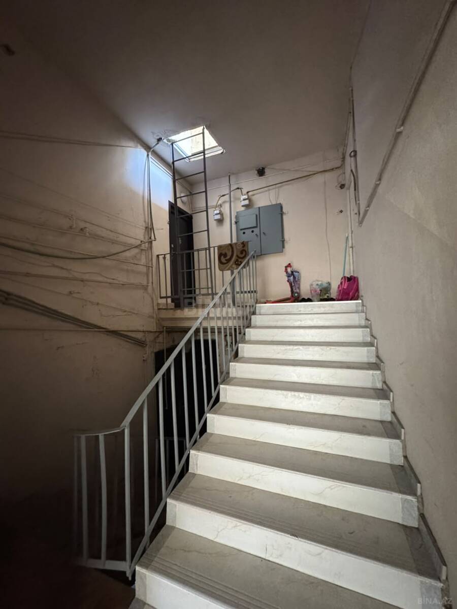 3 otaqlı Köhnə tikili, Azadlıq Prospekti m., Bakı