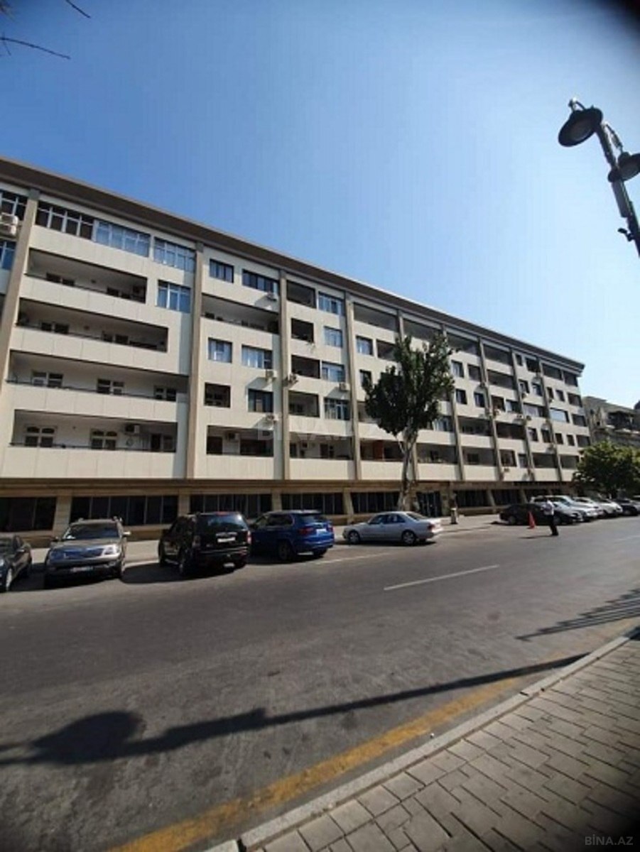 3 otaqlı Köhnə tikili, Sahil m., Bakı
