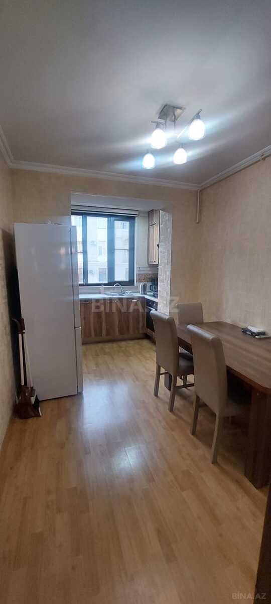 3 otaqlı Köhnə tikili, Sahil m., Bakı