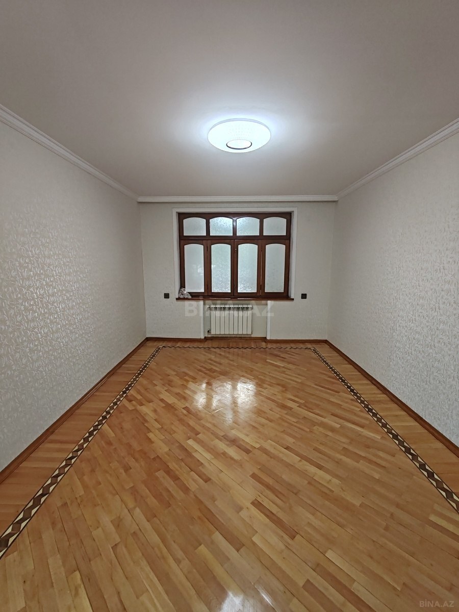 2 otaqlı Köhnə tikili, İnşaatçılar m., Bakı